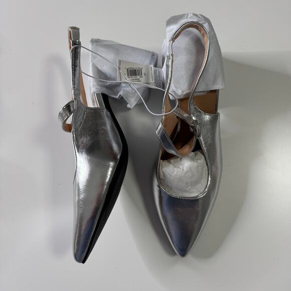 NWT OLD NAVY Strappy Slingback Mary Jane Heels Metallic Silver 9 - Picture 3 of 7